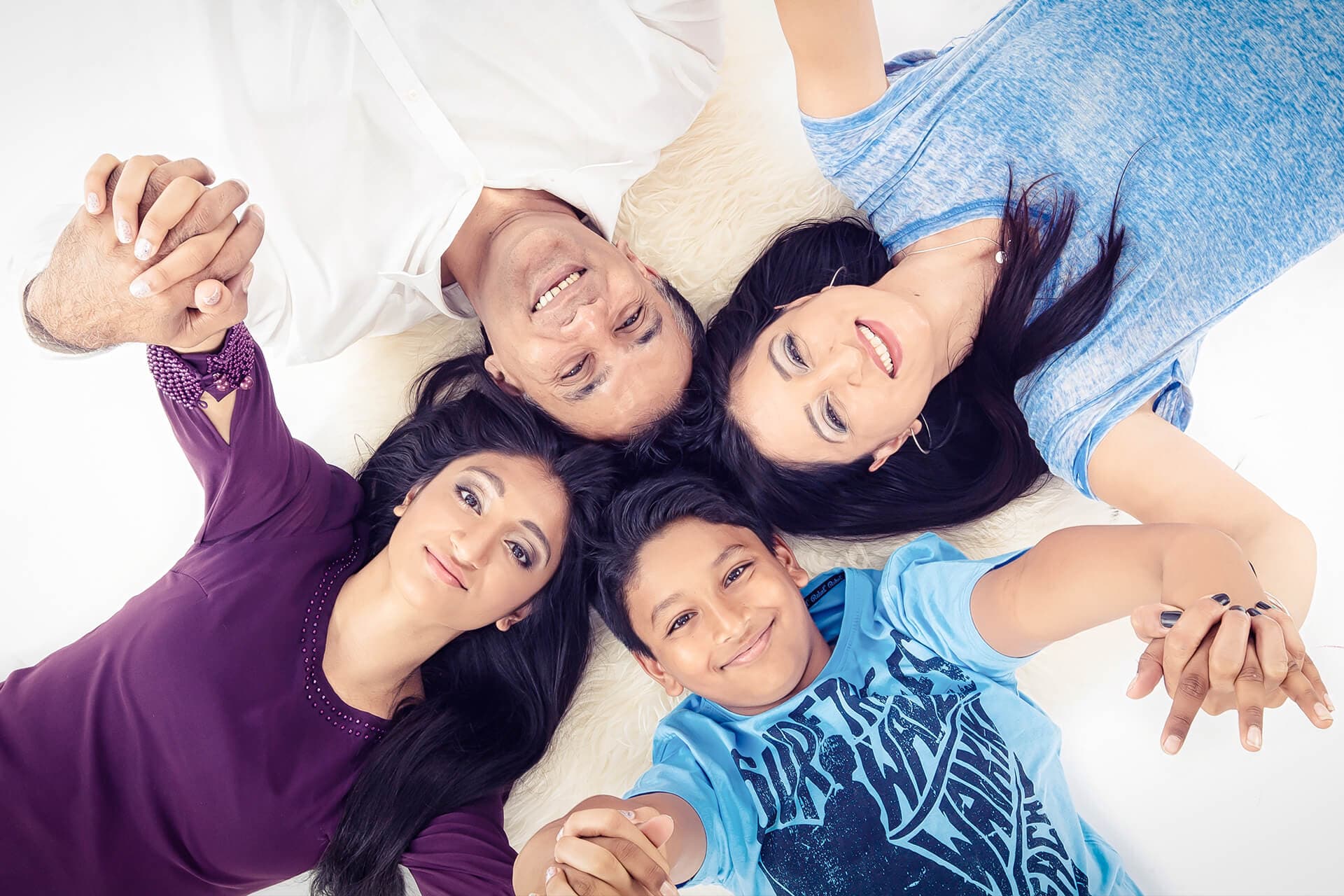 3 Reasons That Make Studio Family Portraits Important — What to Know