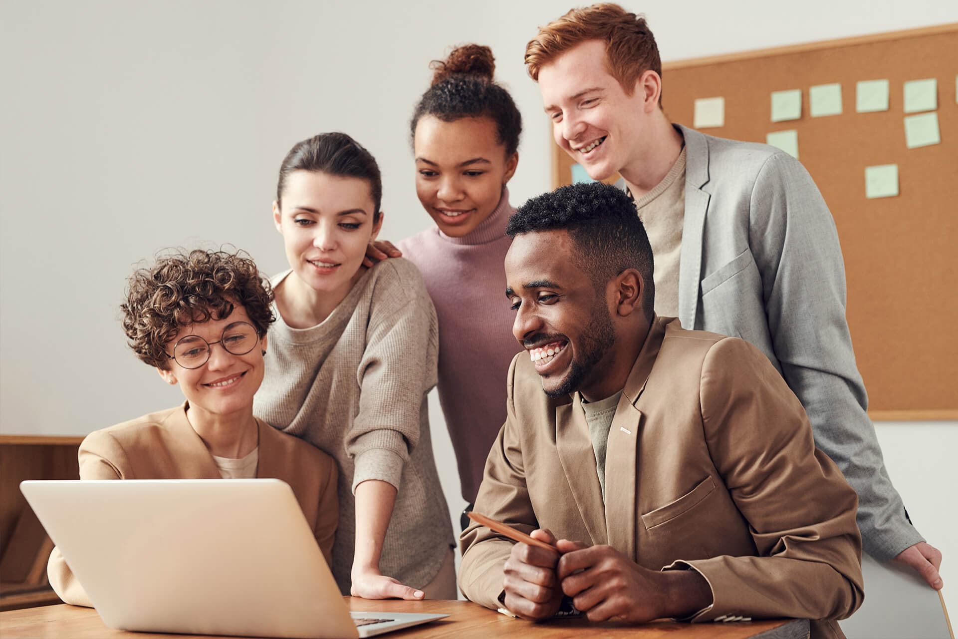 5 Reasons Why You Should Hire Professional Photographers — What to Know